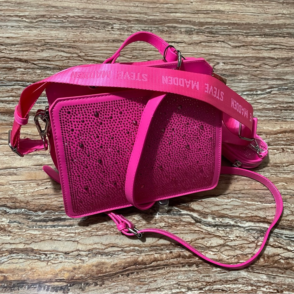Steve Madden - Picture 5 of 11